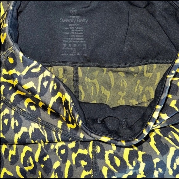 Sweaty Betty 7/8 Running Leggings… size XS good condition … yellow Leopard Print - Picture 2 of 4